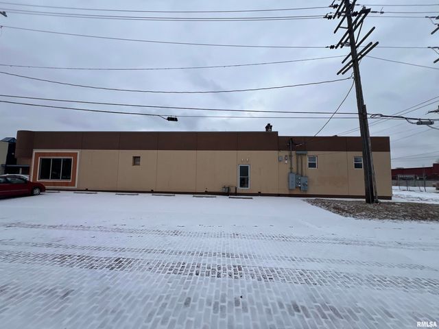 2225-2235 3RD Avenue, Rock Island, IL 61201