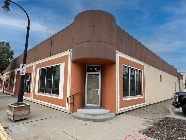 2225-2235 3RD Avenue, Rock Island, IL 61201
