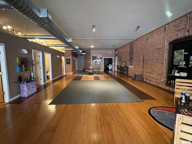 2225-2235 3RD Avenue, Rock Island, IL 61201