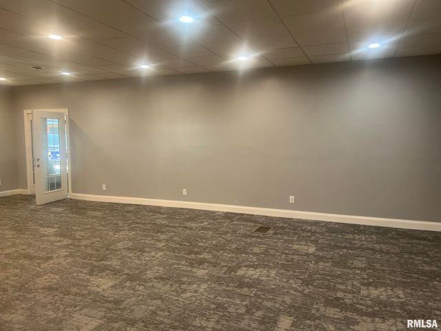 2225-2235 3RD Avenue, Rock Island, IL 61201