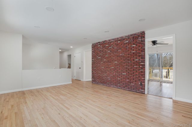 629 Twin Arch Road, Rock Tavern, NY 12575