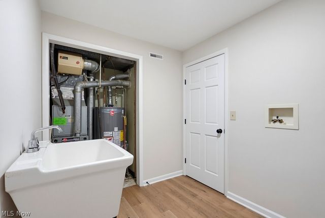 6907 Elmwood Drive, Solon, OH 44139