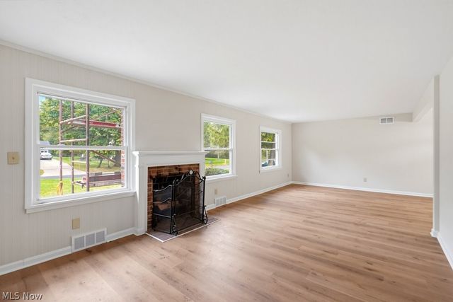 6907 Elmwood Drive, Solon, OH 44139