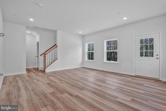 126 KINSEY DR, Prince Frederick, MD 20678