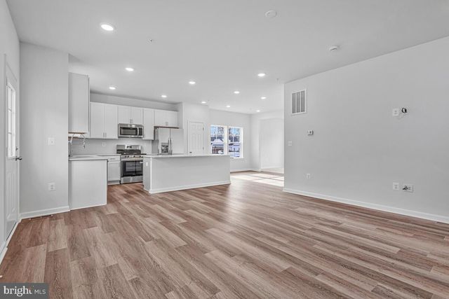 126 KINSEY DR, Prince Frederick, MD 20678