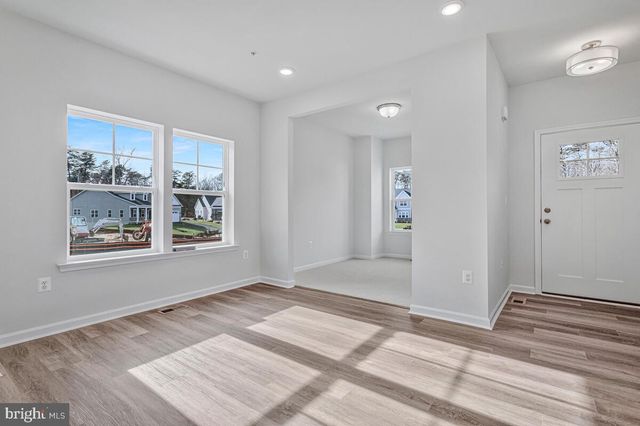 126 KINSEY DR, Prince Frederick, MD 20678