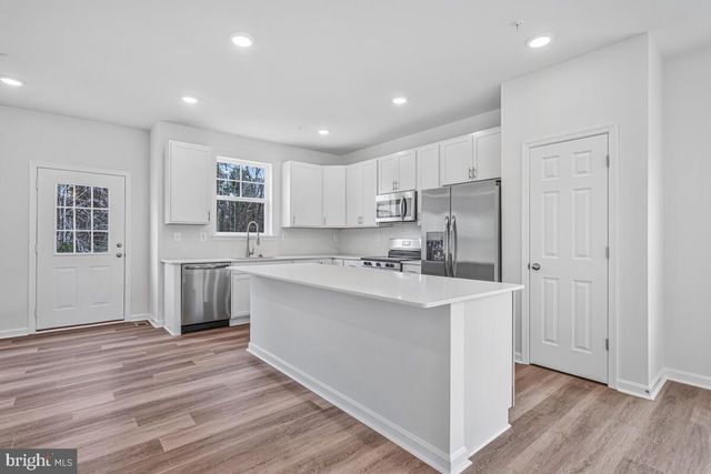 126 KINSEY DR, Prince Frederick, MD 20678