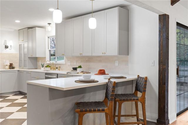 10301 Howe Drive, Leawood, KS 66206