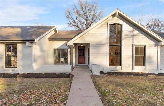 10301 Howe Drive, Leawood, KS 66206