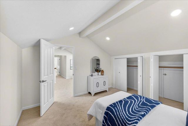 292 Apricot Lane, Mountain View, CA 94040
