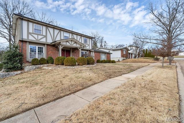 1275 Kennebec Road, Chesterfield, MO 63017