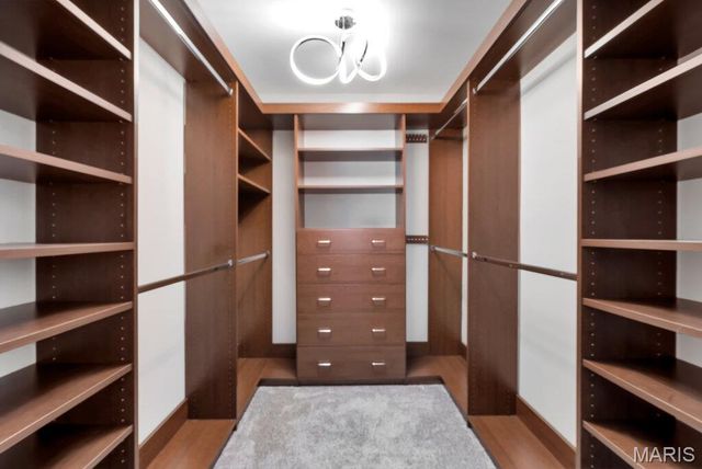 1275 Kennebec Road, Chesterfield, MO 63017