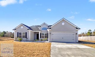 136 Summerhill Drive NE, Ludowici, GA 31316
