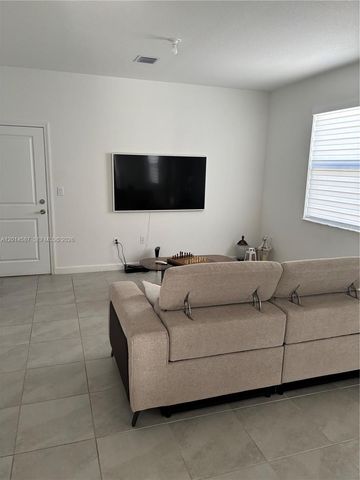 23086 SW 130th Ave 23086, Miami, FL 33170