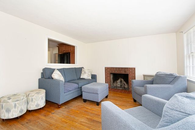 349 Brigham St, Northborough, MA 01532