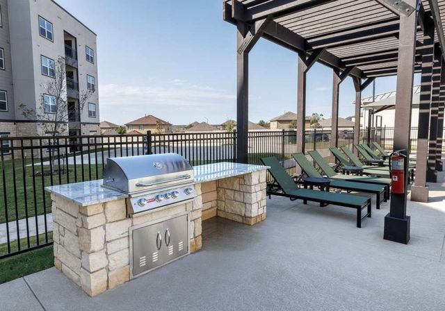2551 N Guadalupe Street 4306, Seguin, TX 78155
