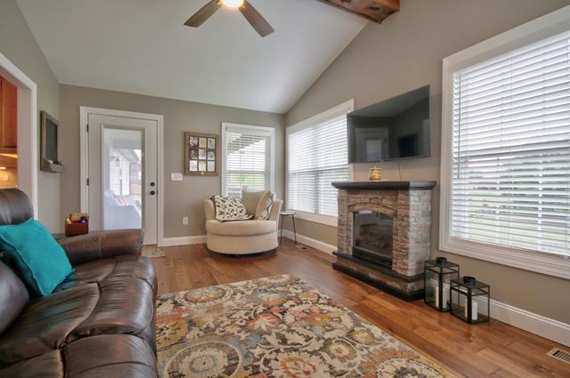 224 Cloyd Drive, London, KY 40741