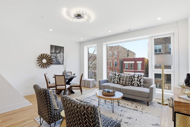 1325 N Artesian Avenue 2, Chicago, IL 60622