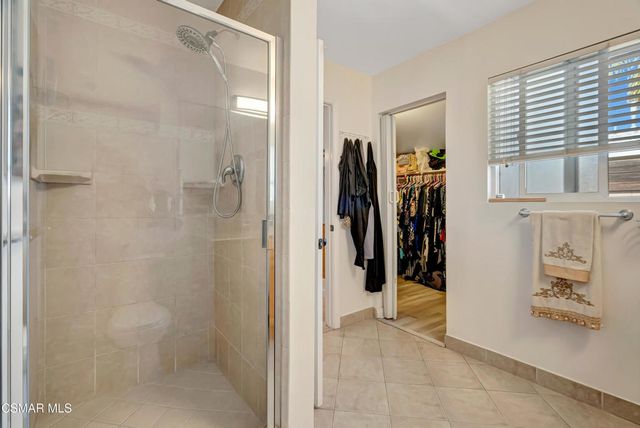 8225 Fallbrook Avenue, West Hills, CA 91304