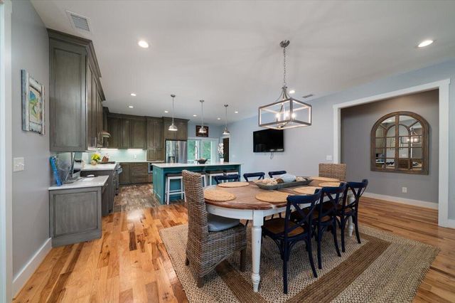 1430 Marsh Bluff Court, Edisto Island, SC 29438