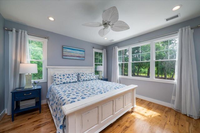 1430 Marsh Bluff Court, Edisto Island, SC 29438