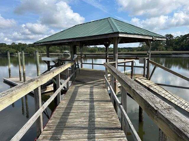 1430 Marsh Bluff Court, Edisto Island, SC 29438
