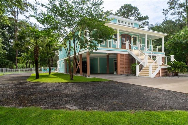 1430 Marsh Bluff Court, Edisto Island, SC 29438