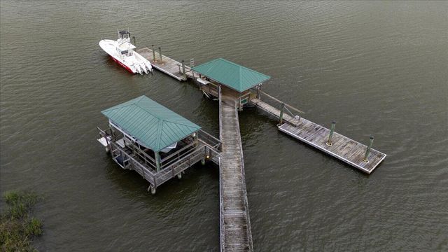 1430 Marsh Bluff Court, Edisto Island, SC 29438