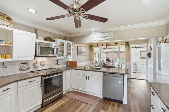 425 CORRIENTES CIRCLE, Punta Gorda, FL 33983