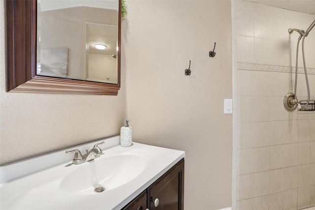 425 CORRIENTES CIRCLE, Punta Gorda, FL 33983