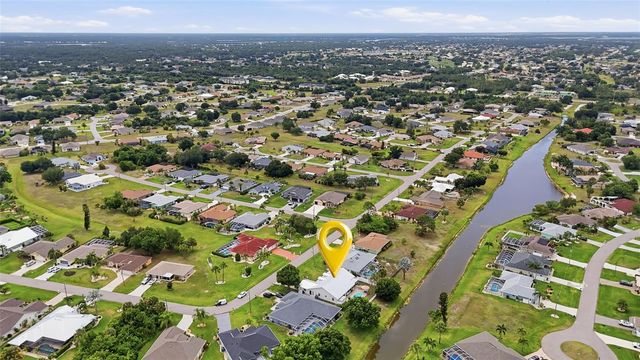 425 CORRIENTES CIRCLE, Punta Gorda, FL 33983