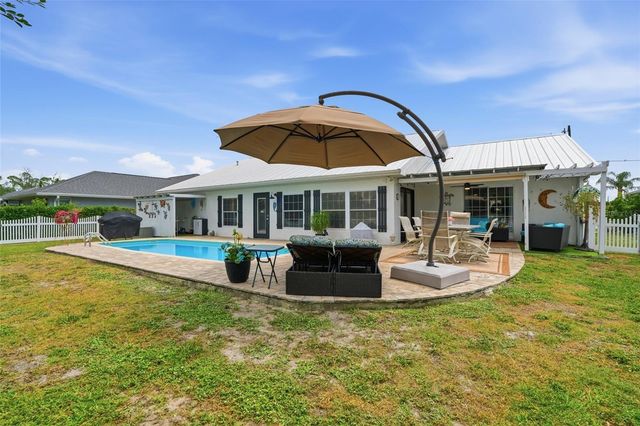 425 CORRIENTES CIRCLE, Punta Gorda, FL 33983