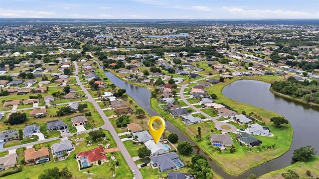 425 CORRIENTES CIRCLE, Punta Gorda, FL 33983