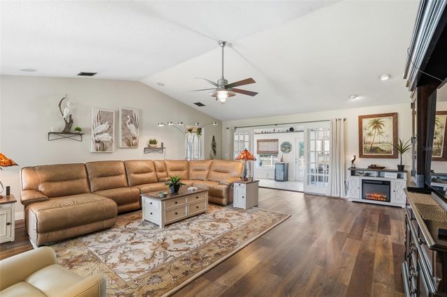 425 CORRIENTES CIRCLE, Punta Gorda, FL 33983