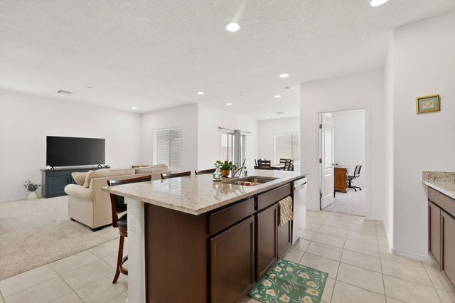 212 Prism Avenue SW, Rio Rancho, NM 87124