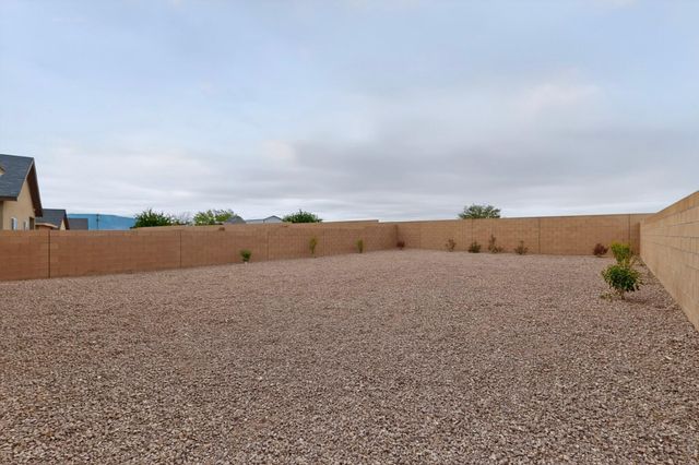 212 Prism Avenue SW, Rio Rancho, NM 87124