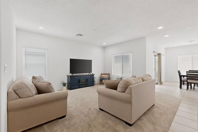 212 Prism Avenue SW, Rio Rancho, NM 87124