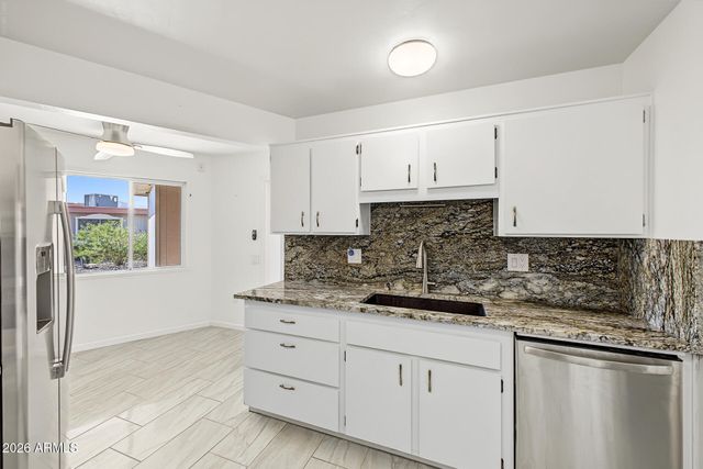 16871 N 103RD Avenue, Sun City, AZ 85351