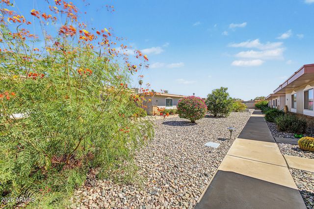 16871 N 103RD Avenue, Sun City, AZ 85351