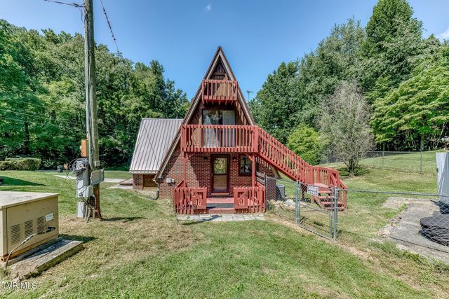 117 Locust Winds Drive, Elizabethton, TN 37643
