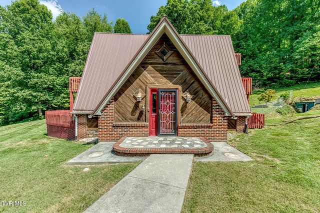 117 Locust Winds Drive, Elizabethton, TN 37643