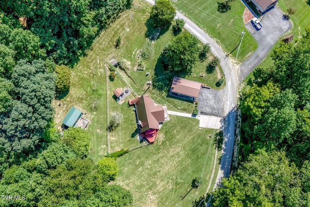 117 Locust Winds Drive, Elizabethton, TN 37643