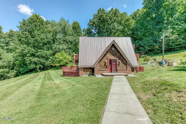 117 Locust Winds Drive, Elizabethton, TN 37643