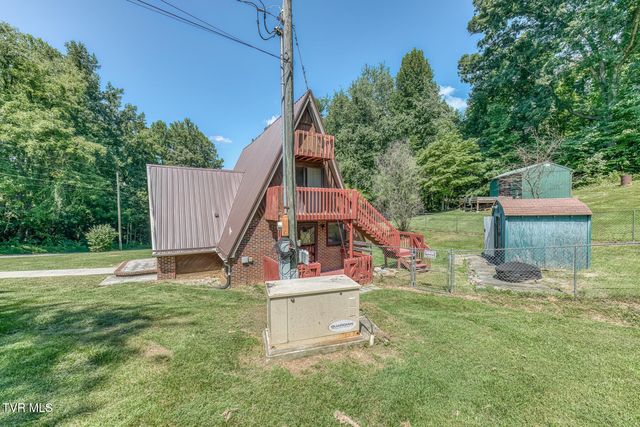 117 Locust Winds Drive, Elizabethton, TN 37643