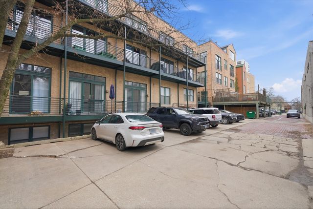 1740 N Marshfield Avenue 8, Chicago, IL 60622
