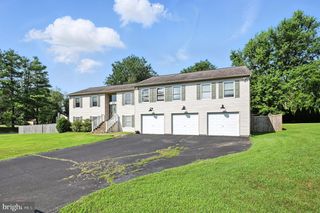 7314 WESTMORELAND DR, Warrenton, VA 20187