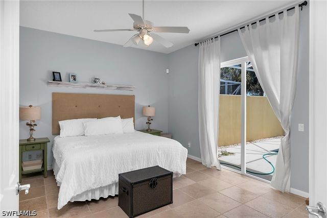 7935 Valentina CT, Naples, FL 34114