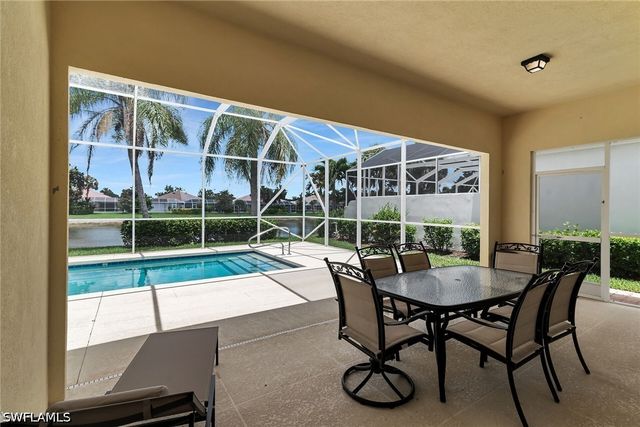 7935 Valentina CT, Naples, FL 34114