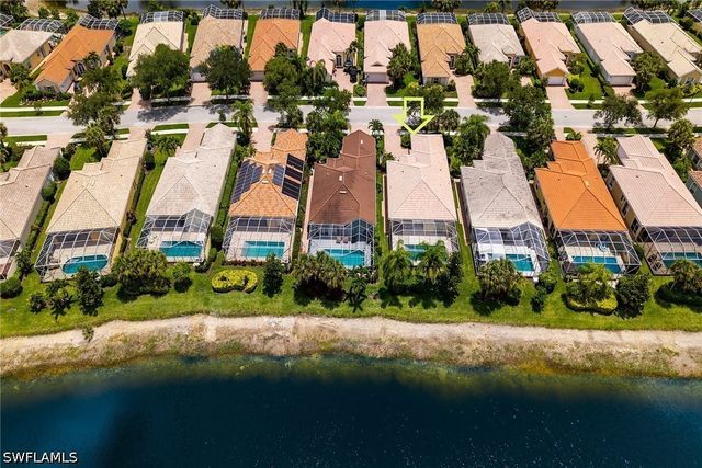 7935 Valentina CT, Naples, FL 34114