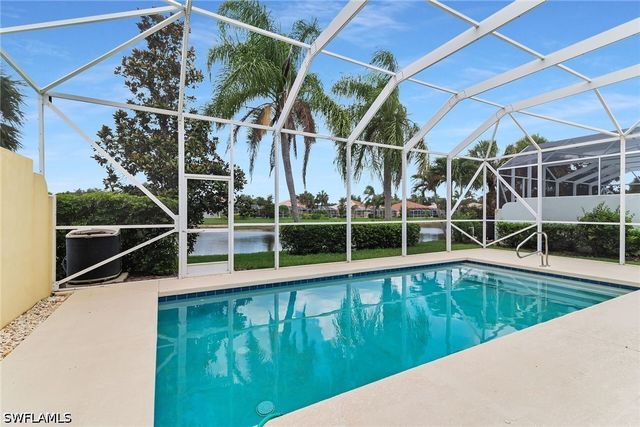 7935 Valentina CT, Naples, FL 34114